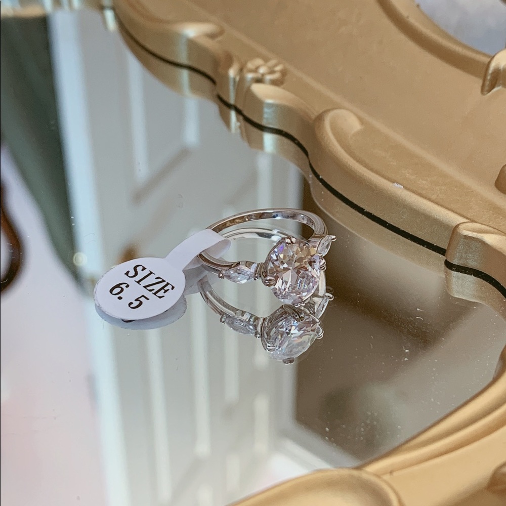 NEW silver ring (engagement, wedding, promise)